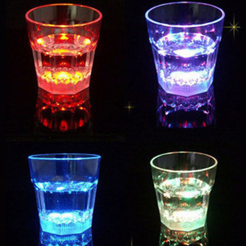 20pcs Colorful Led Cup Flashing Shot Glass Led Plastic Luminous Cup Neon Cup Birthday Party Night Bar Wedding Beverage Wine flash small cup